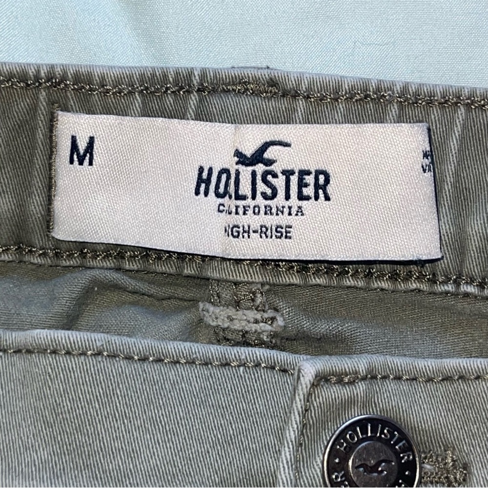 HOLLISTER GREEN HIGH WAISTED BAGGY CAPRI PANTS - Picture 6 of 9